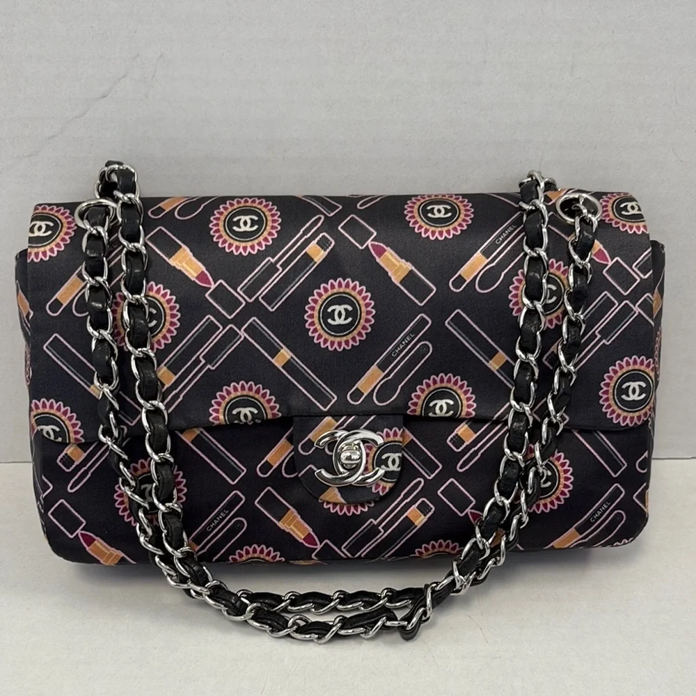 Chanel Lipstick Classic Flap bag